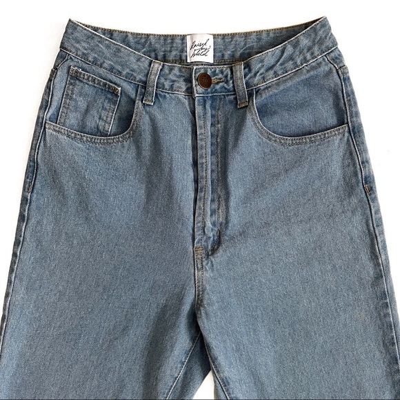 Raised by Wild Ultra High Waisted Jeans - Picture 3 of 12